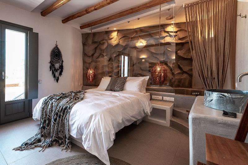 Bohemian Luxury Boutique Hotel, Adults Only Науса Екстер'єр фото